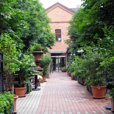 Hotel Fabrik Vösendorf Отели рядом с достопримечательностью «23. Лизинг»