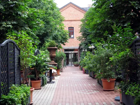 Hotel Fabrik Vösendorf Hotels in der Nähe von U-Bahn-Station Siebenhirten