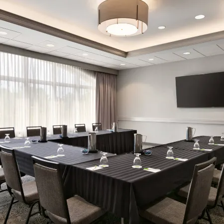Courtyard Tysons McLean