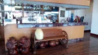 Shuian Lakeside Hotel - 2-Star