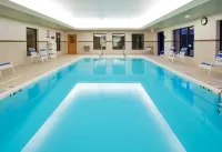 Holiday Inn Express & Suites Howell Hotels in Genoa Township