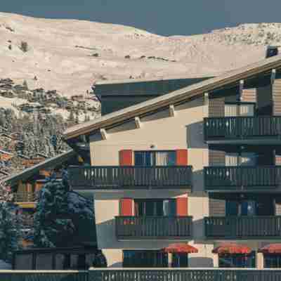 Experimental Chalet Hotel Exterior