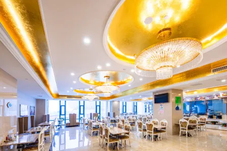 Vienna International Hotel (Huai'an Municipal Government Hexia Ancient Town) Отели рядом с достопримечательностью «Guan Tianpei Ancestral Hall»