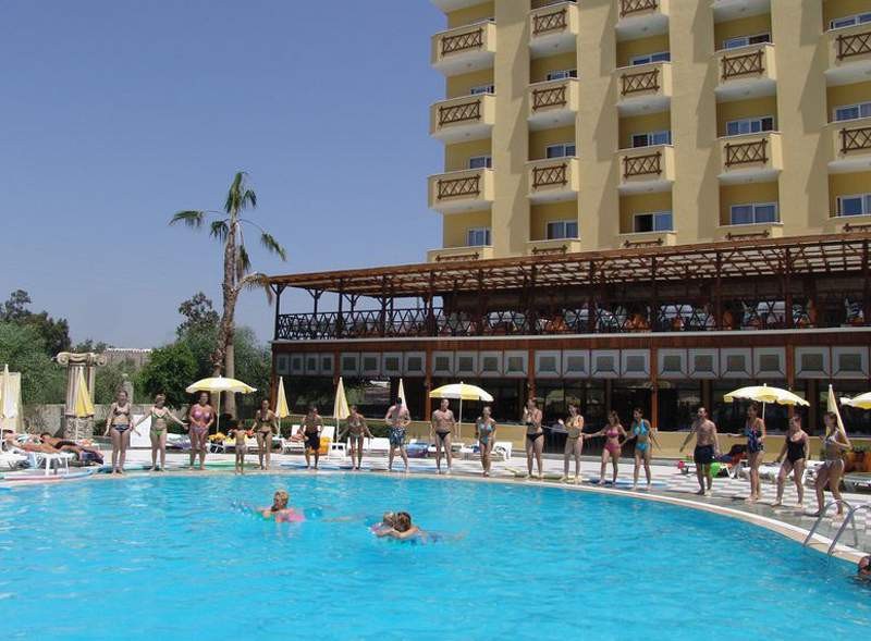 Hotel Titan Garden