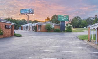 Americas Best Value Inn & Suites Forsyth