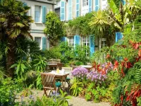 Logis Hotel les Fuchsias Hotels in Teurthéville-Bocage