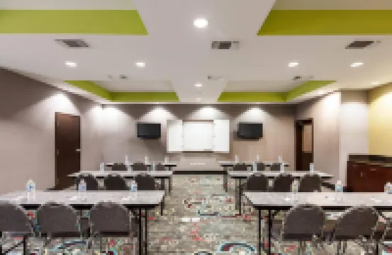 コンフォート スイーツ グリーンビル