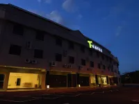 T+ ホテル スンガイ ペタニ