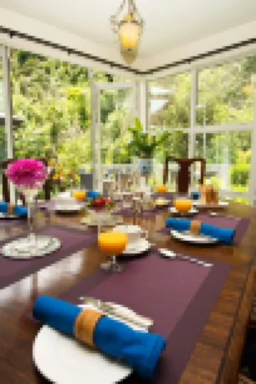 拉塔奴伊小屋 波哈拉酒店