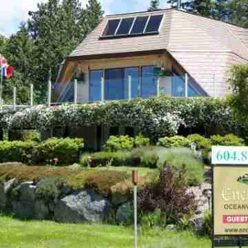 Enchanter Ocean View Suites Hotel Exterior