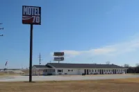 Motel 70 فنادق في Hermann
