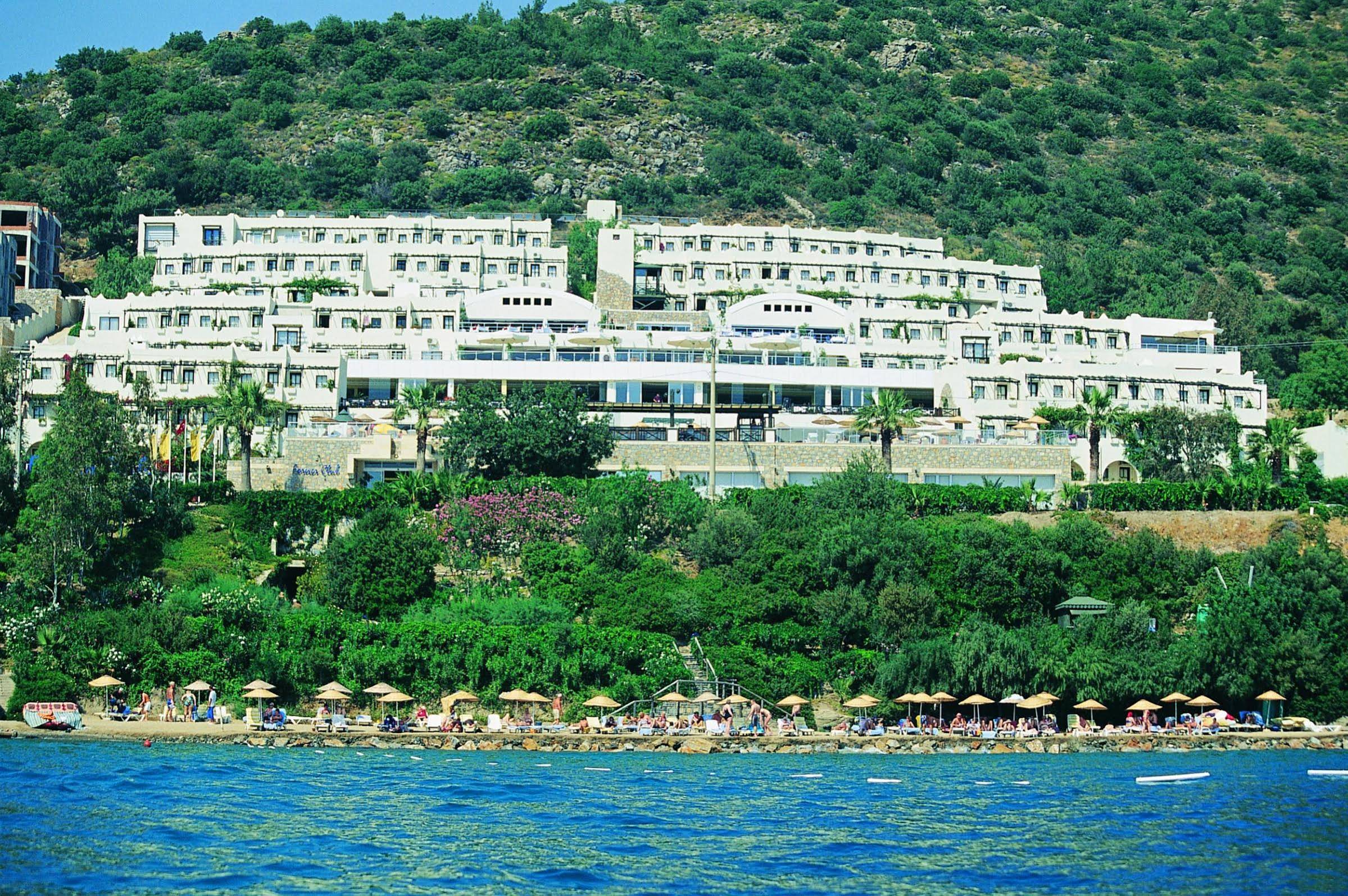Forever Club - Sadece Yetiskin (Forever Club - Adult Only)
