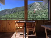 Monarch Mountain Lodge - Mountain view