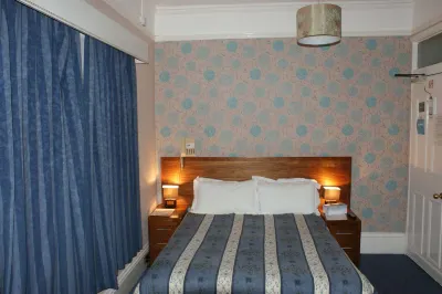 Kirkdale Hotel