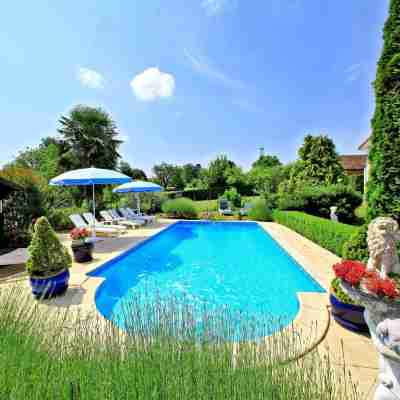 Logis Hôtel les Voyageurs Fitness & Recreational Facilities