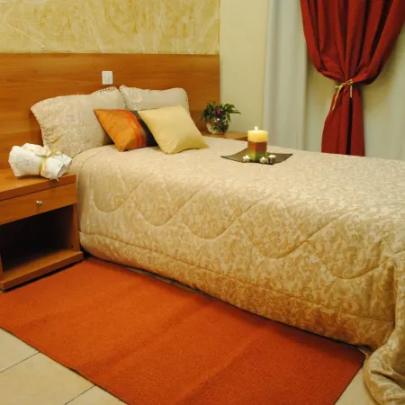 Glaros Hotel