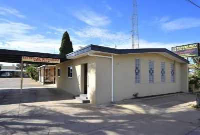 Travelway Motel