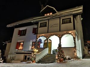 Chalet-Hotel Larix