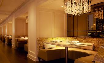 2. Park Cen..
