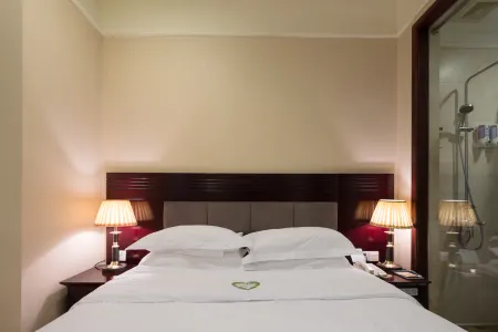 Guangzhou Nanmei Osotto Recreation Hotel Отели рядом с достопримечательностью «Guangdong University of Foreign Studies»