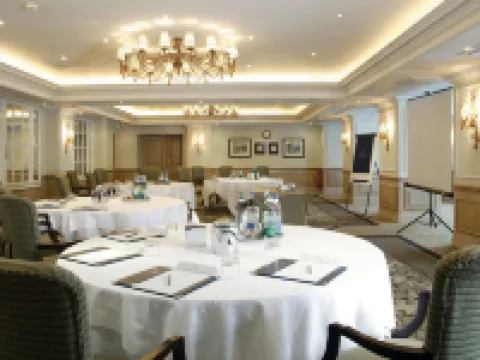 Macdonald Compleat Angler Hotels in Marlow