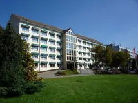 Lat Hotel & Apartmenthaus Berlin Các khách sạn gần Vorlaubenhaus Pillgram