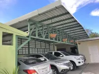 Hotel Bamboo Aeropuerto - parking
