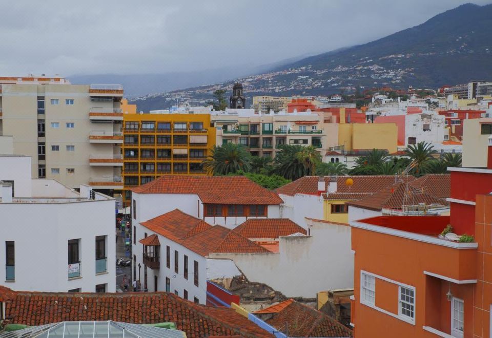 Pensión Rosa Mari - Valoraciones de hotel de 2 estrellas en Puerto de la  Cruz