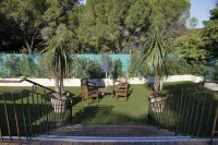 Hotel Spa Cassis – Heated Pool & Parking Hotels near Casino Barrière de Cassis