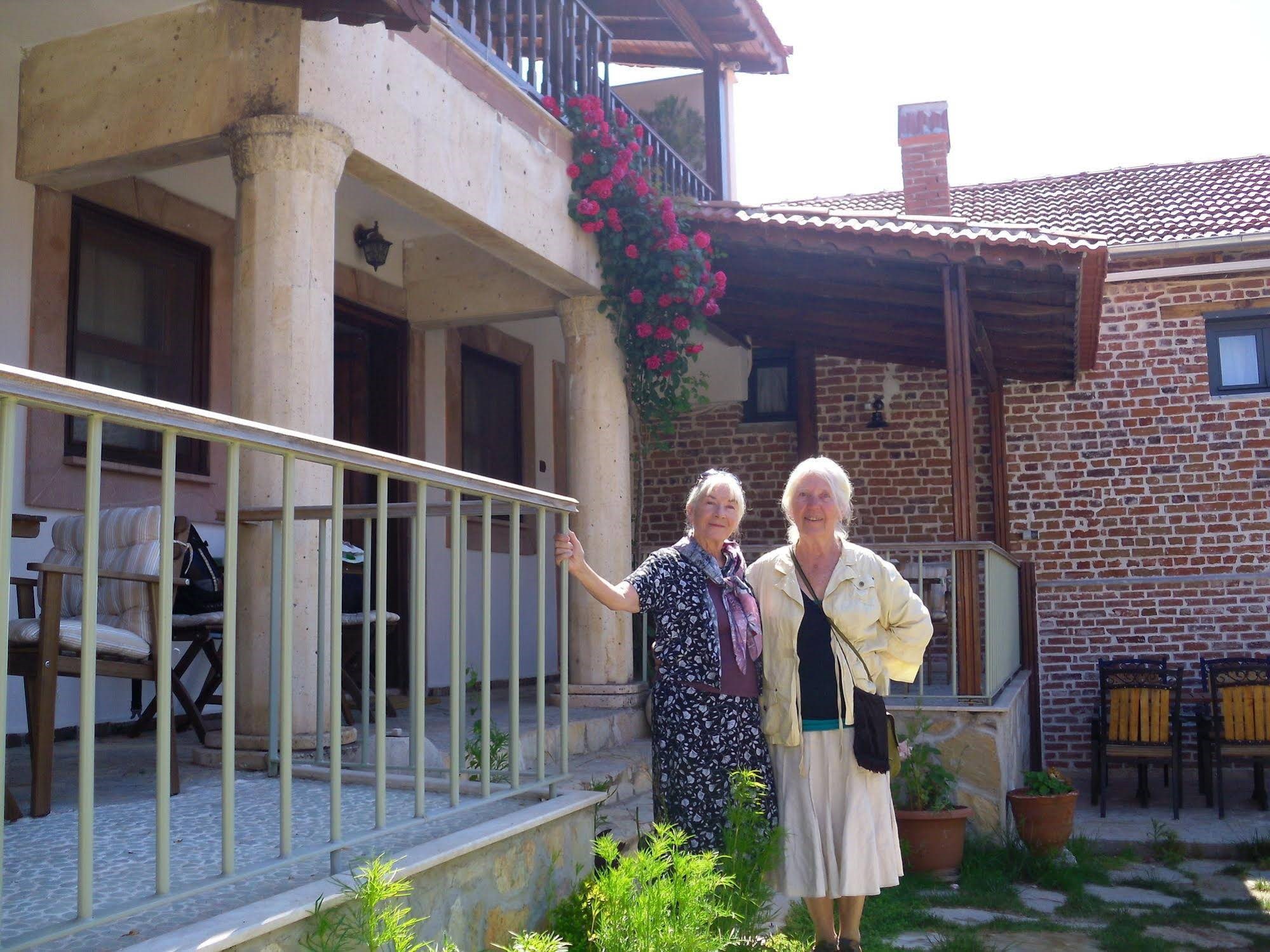 Akropolis Guest House