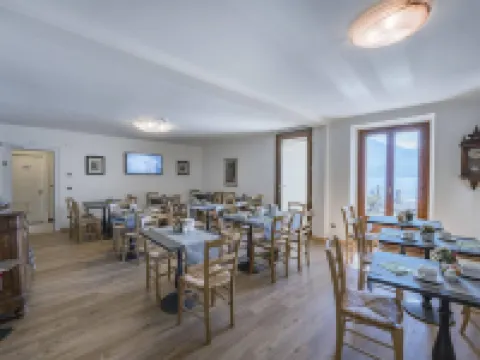 Hotel Garni Corona Hotels in Menaggio