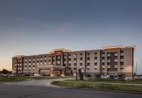 Hampton Inn & Suites Wichita/Airport