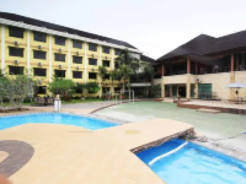 Dangau Hotel Kubu Raya Hotels in Raya River