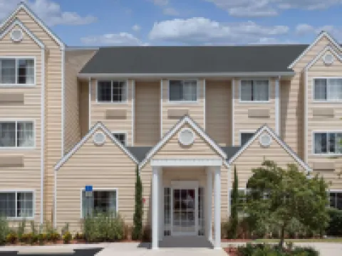 Microtel Inn & Suites by Wyndham Leesburg/Mt Dora Hotels in Lake County