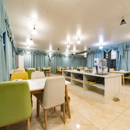 Lan'o Shangpin Hotel Xiangshuihua  Never Sleeping City