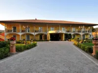 Hotel Lido - Beach and Palace Hotels in Bolsena