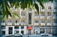 New Park Hotel