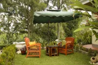 Sheevy"s Bed N Breakfast Hotels in Bunyangabu