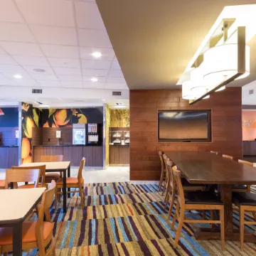 Fairfield Inn & Suites Decorah