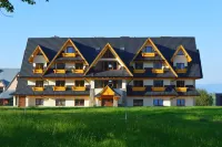 Dom Wczasowy Na Szczycie Hotels in Zab