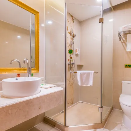 Vienna Hotel (Foshan Lecong Furniture City)