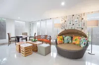 RedDoorz Plus @ Riverside Malang - 3 estrellas