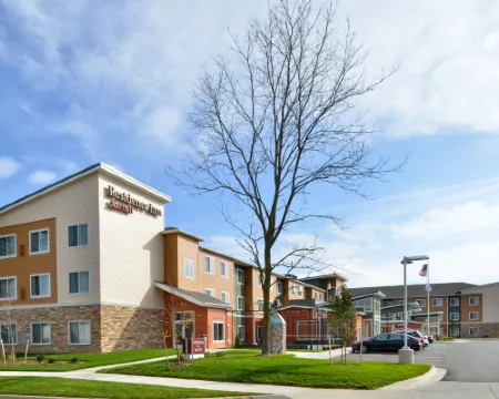Residence Inn East Lansing 奧克莫斯酒店