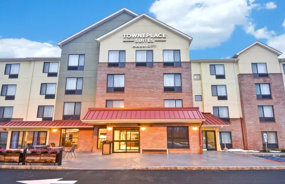 多佛洛克威萬豪TownePlace套房酒店