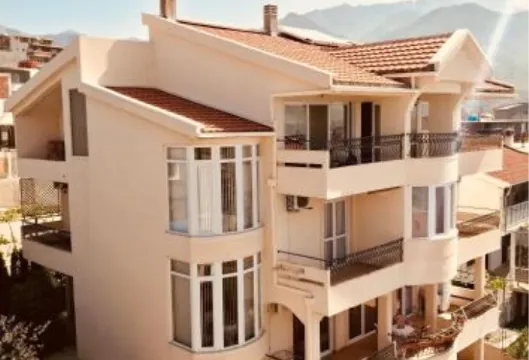 格拉博維卡公寓