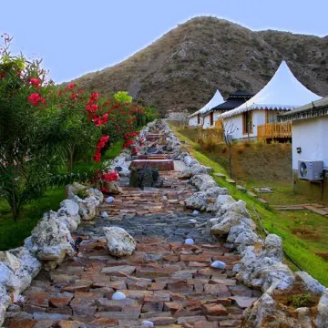 Serene Aravali Resort