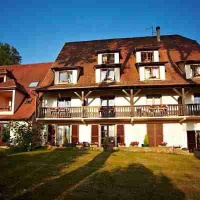La Clairière Hotel Exterior