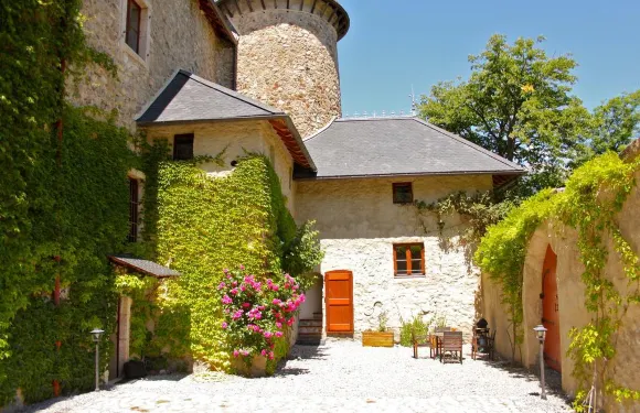 皮克塔城堡酒店