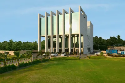 Hotel Sandy's Tower Hotels near Durga Mandap