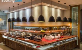 Sangai Continental (The Boutique Hotel)